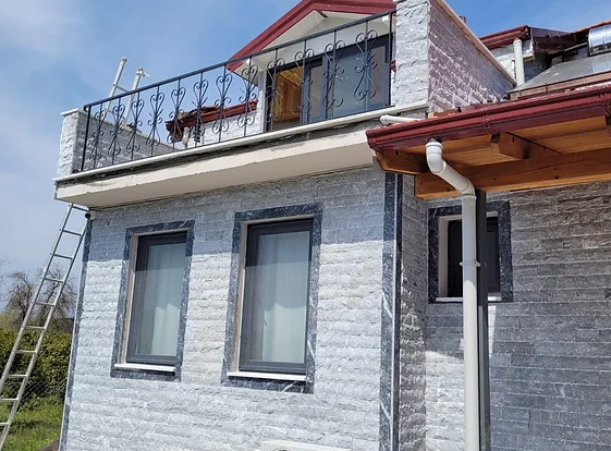 TAHOE Split-Face & Ledger Panel