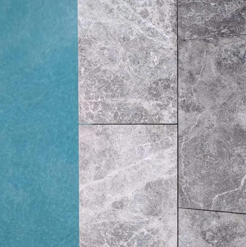 TUNDRA GREY